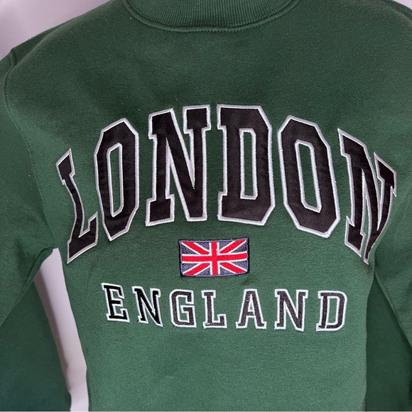 Green London England Crewneck Size Medium! - Picture 2 of 3